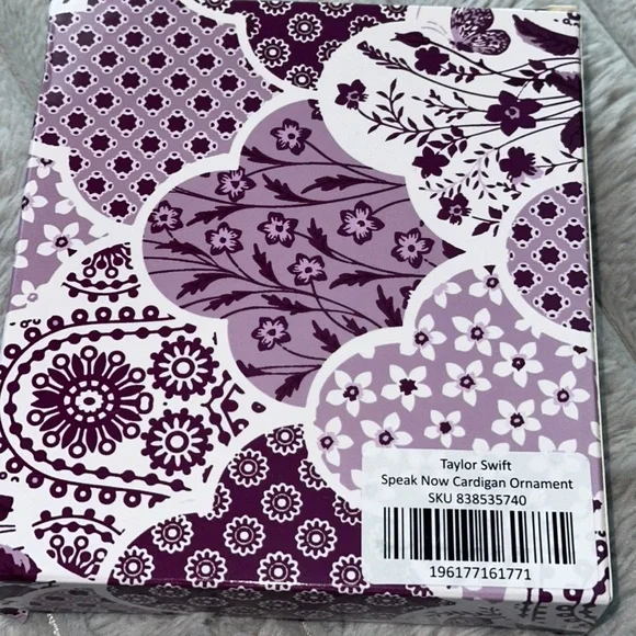 Taylor Swift Speak Now Cardigan Taylor’s Version Holiday Christmas Ornament New - Picture 5 of 5